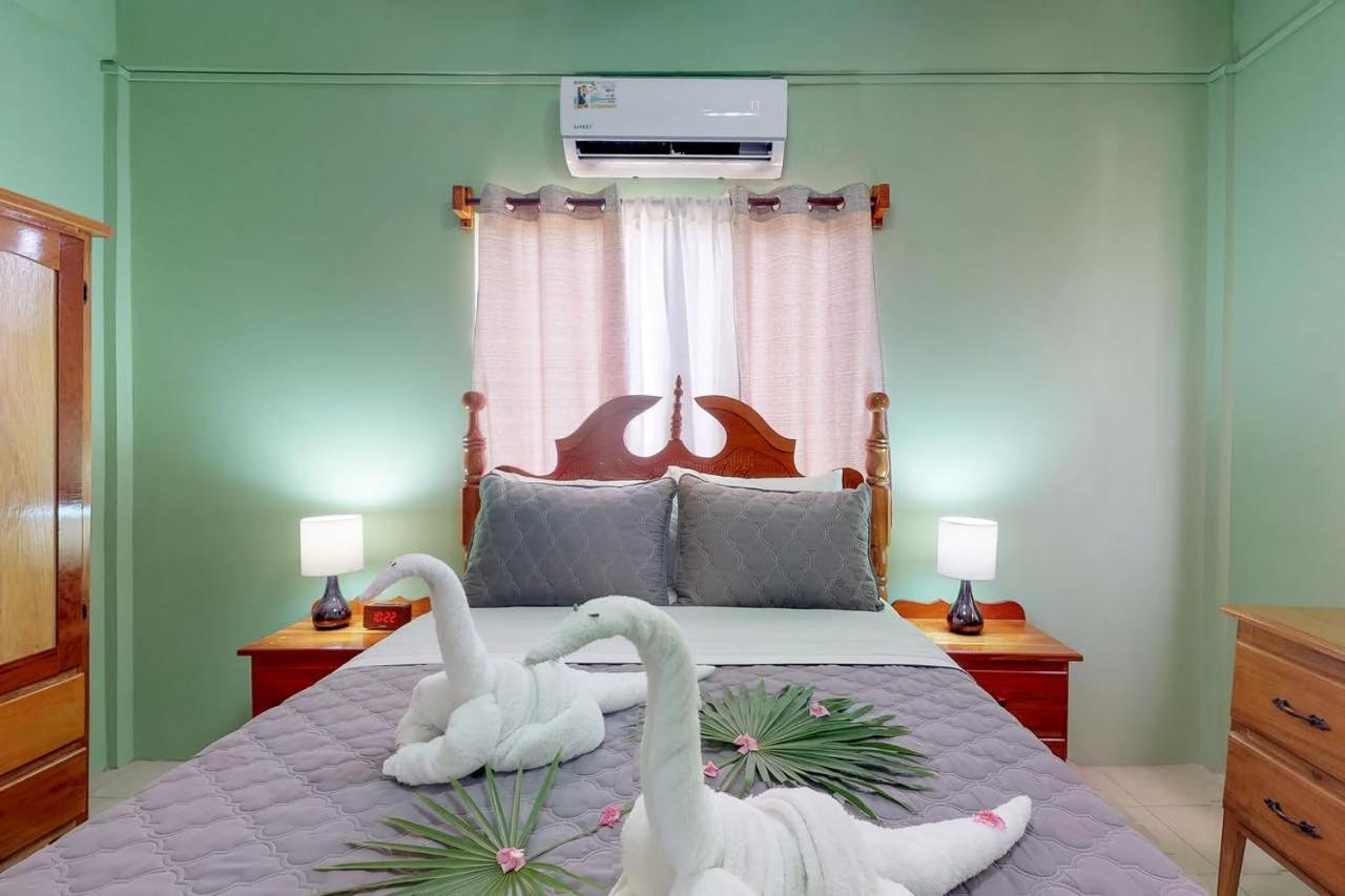 Laguna Hotel San Pedro  Bagian luar foto