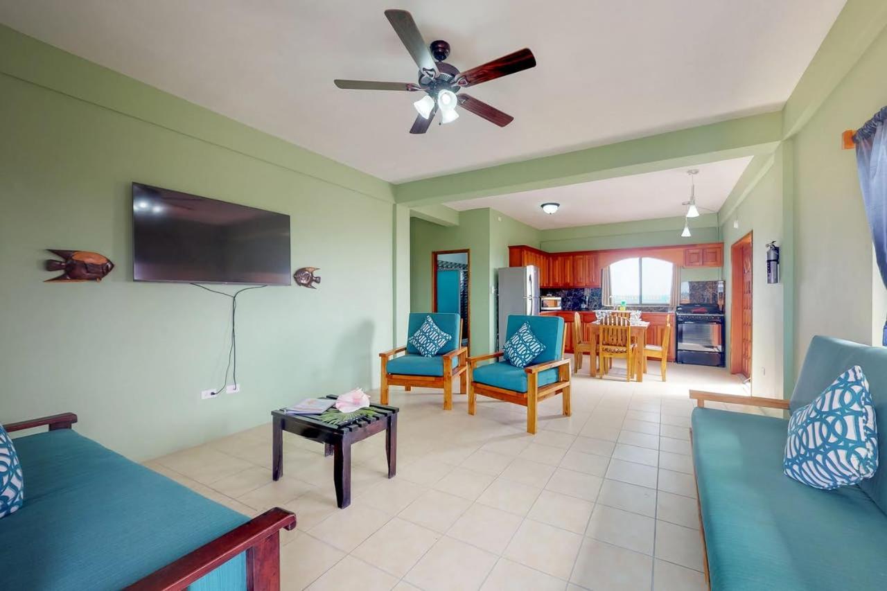 Laguna Hotel San Pedro  Bagian luar foto